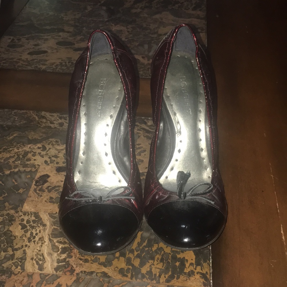 BCBG girls size 9 heels